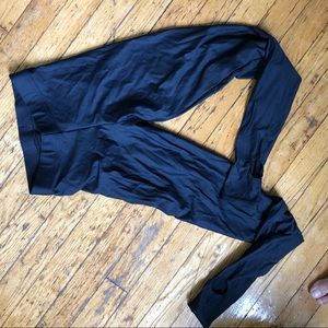 Blackmilk size Small 1980s style leggings.